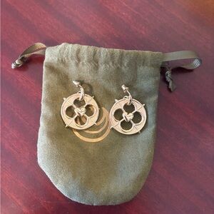 🚫SOLD🚫NEW Jane Win Guarded Heart Earrings SOLD OUT